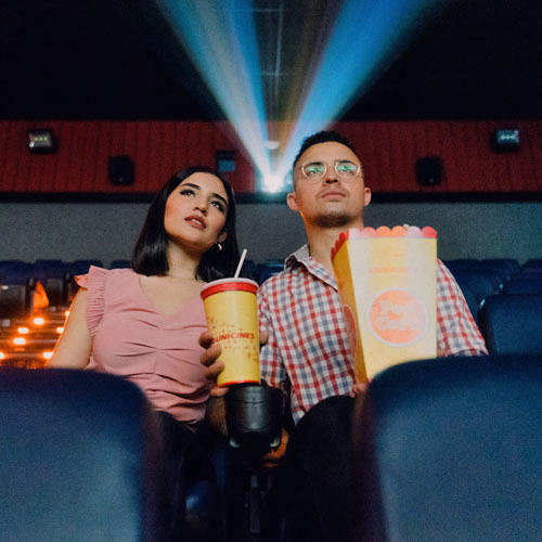 Das erste Treffen im Kino?